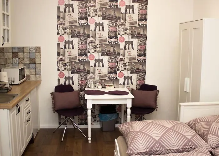 Broadway Apartments B1