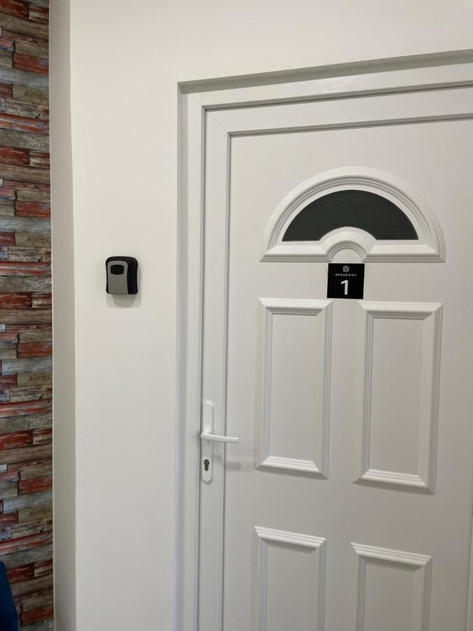 Apartment Broadway B1 *